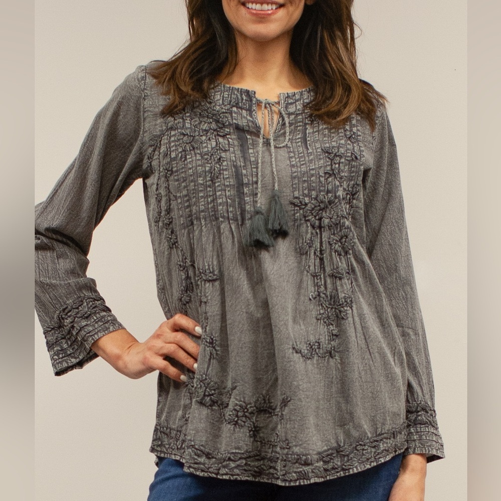 NWT Anthropologie Seo Black Cotton Handmade Embroidered Pleated Bell Sleeves S
